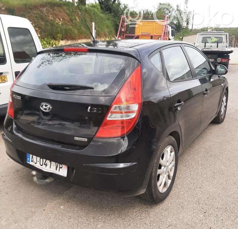 i30 i30  760042L010