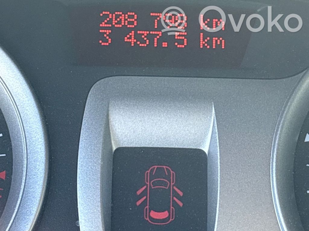 Clio III Clio  8200838229
