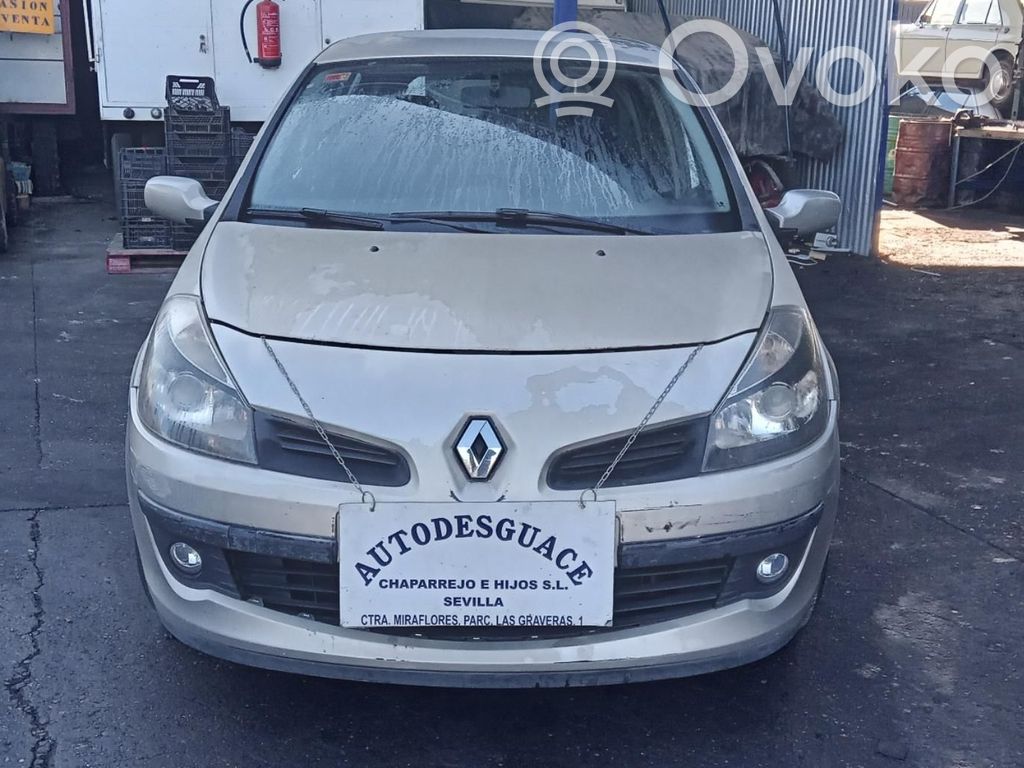 Clio III Clio  8200383473