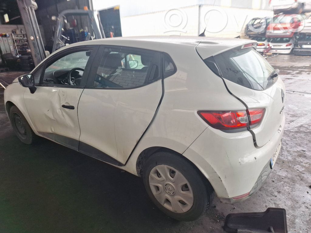Clio IV Clio  472104788RA