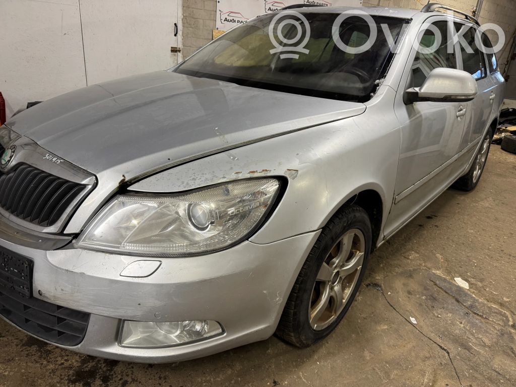Octavia Mk2 (1Z) Octavia  5N0820803E