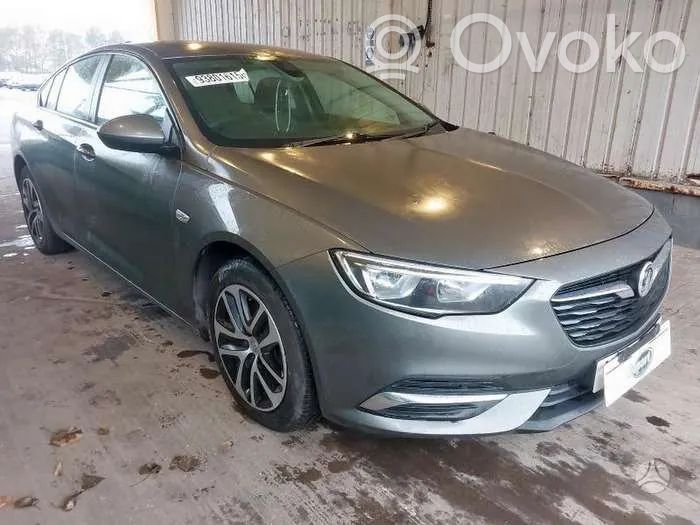 Insignia B Insignia  55512350