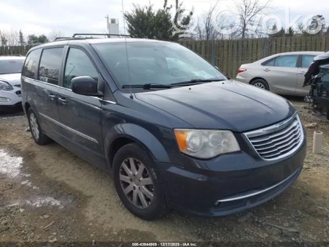 Town & Country V Town & Country  05281418AC