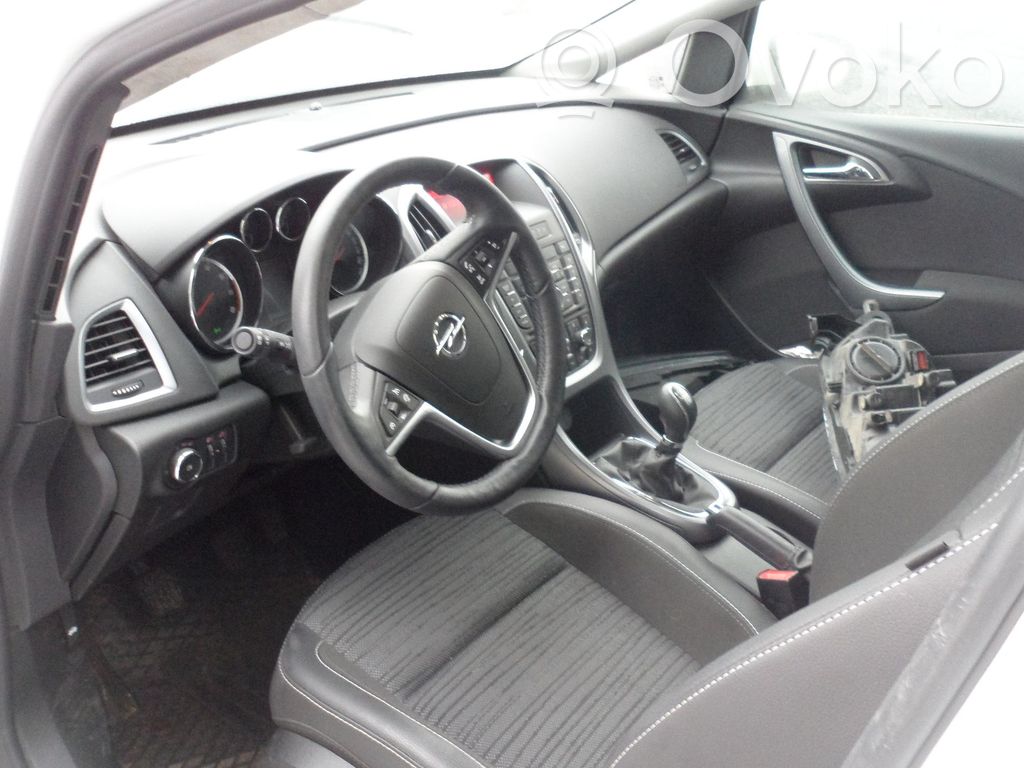 Astra J Astra  13588302