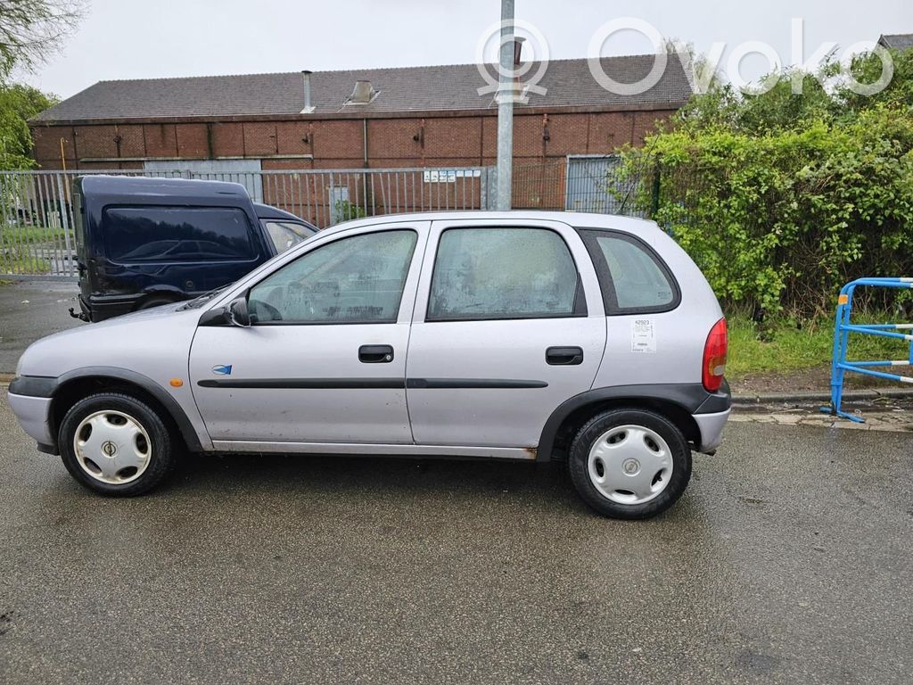 Corsa B Corsa  90439700