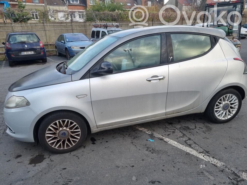 Ypsilon Ypsilon