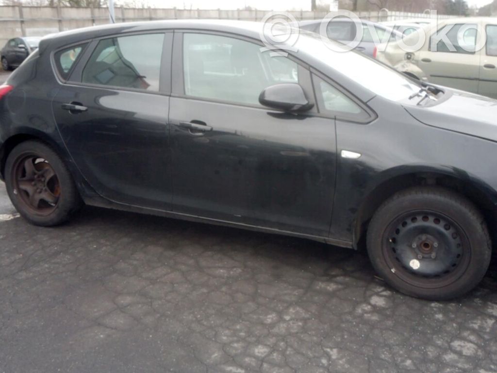 Astra J Astra  13306454