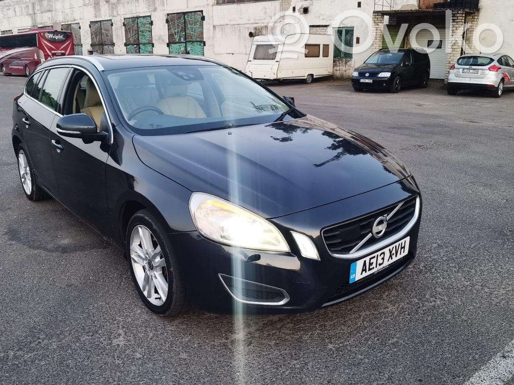 V60 V60, V60 Cross Country  31102005