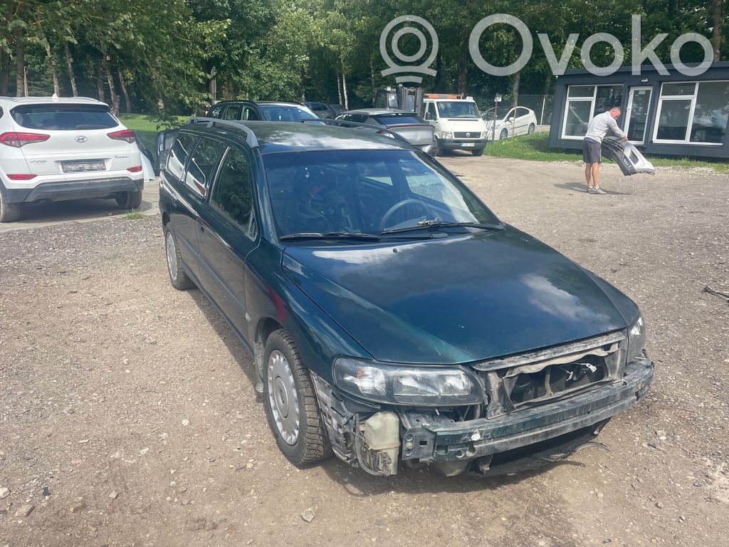 V70 S70, V70, V70 XC  30636004