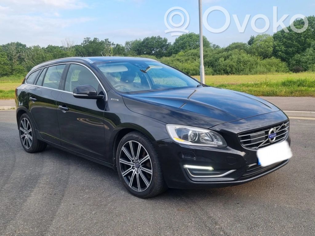 V60 V60, V60 Cross Country  6G926P082LB