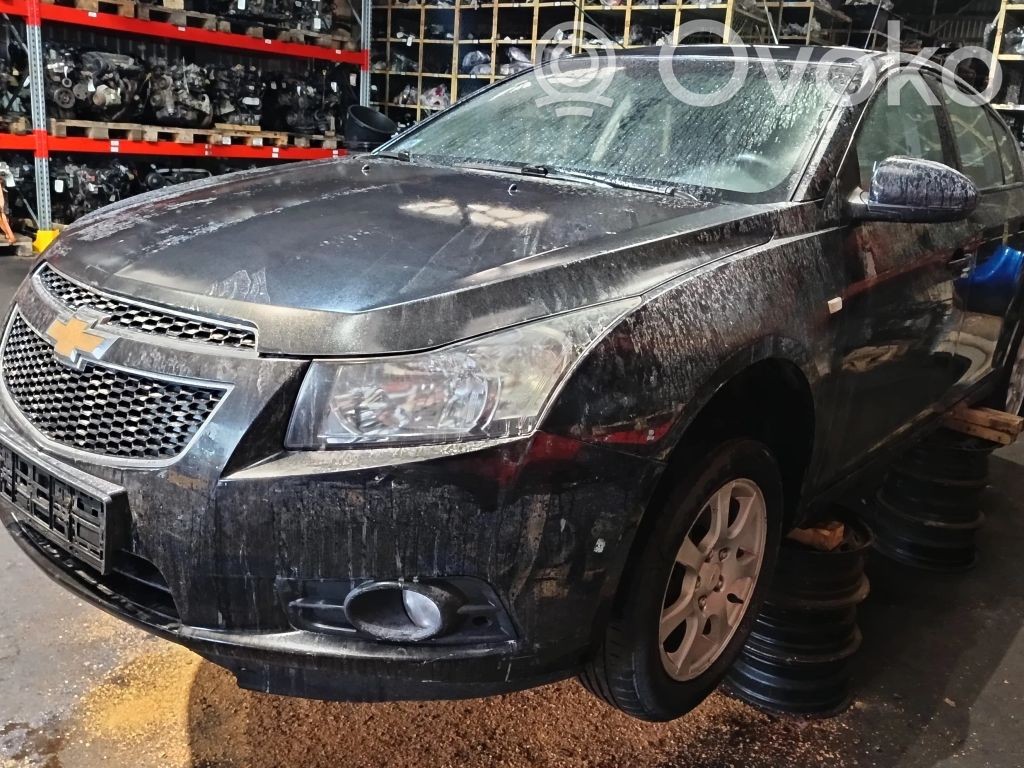 Cruze Cruze  13574821