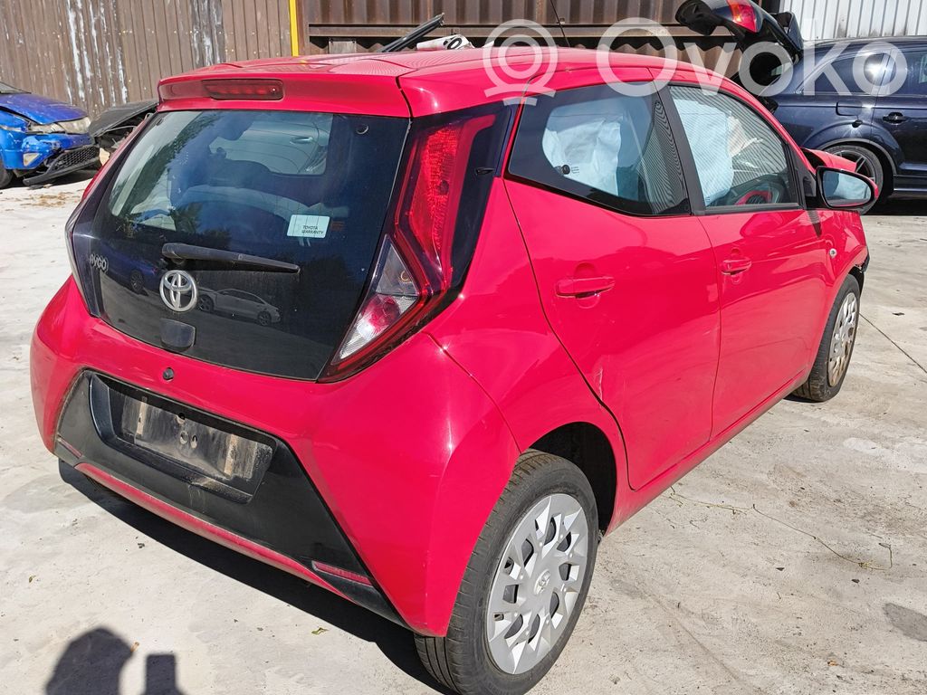Aygo AB40 Aygo  1KR