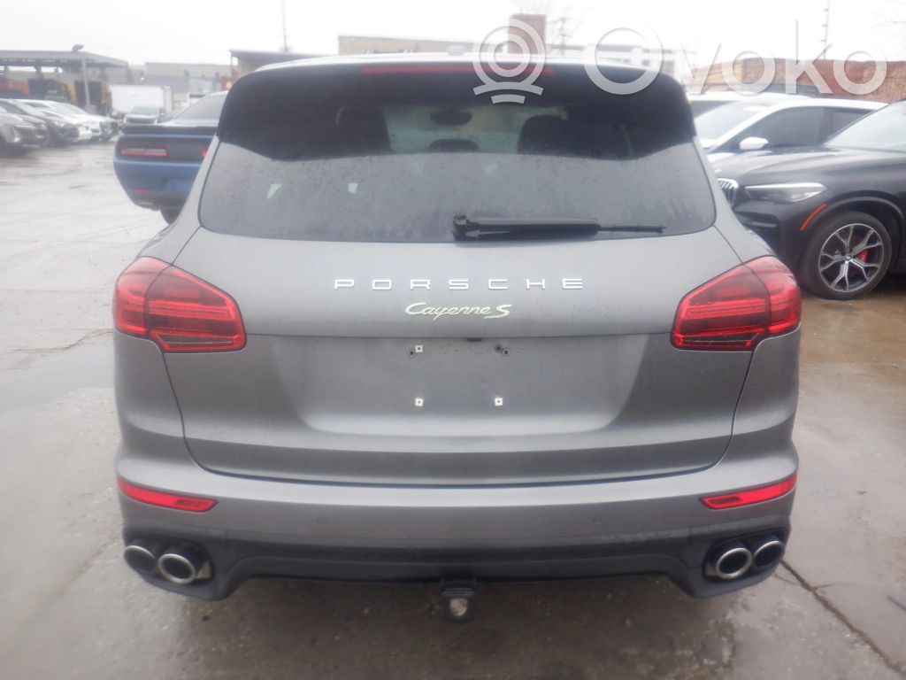 Cayenne (92A) Cayenne  7P5254350K