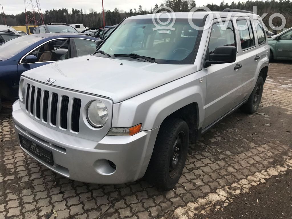 Patriot Patriot  5291805AA