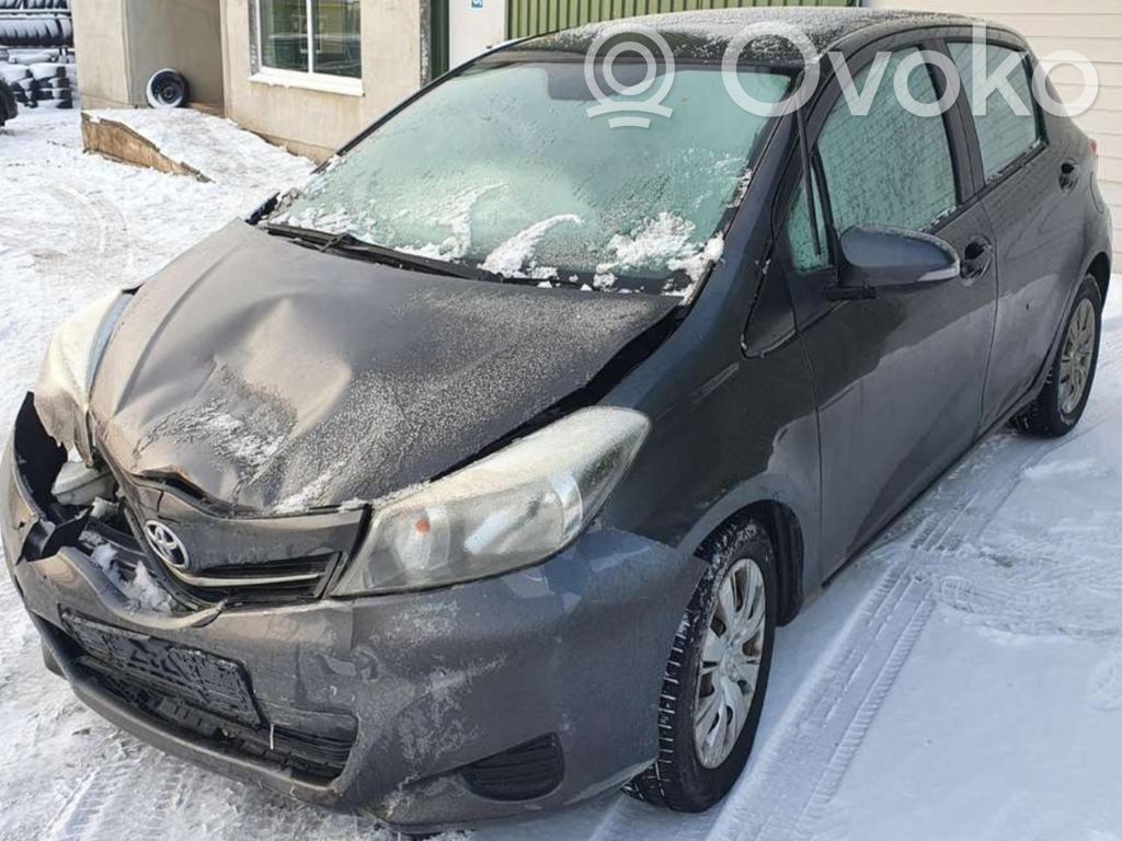 Yaris Yaris  8946552540