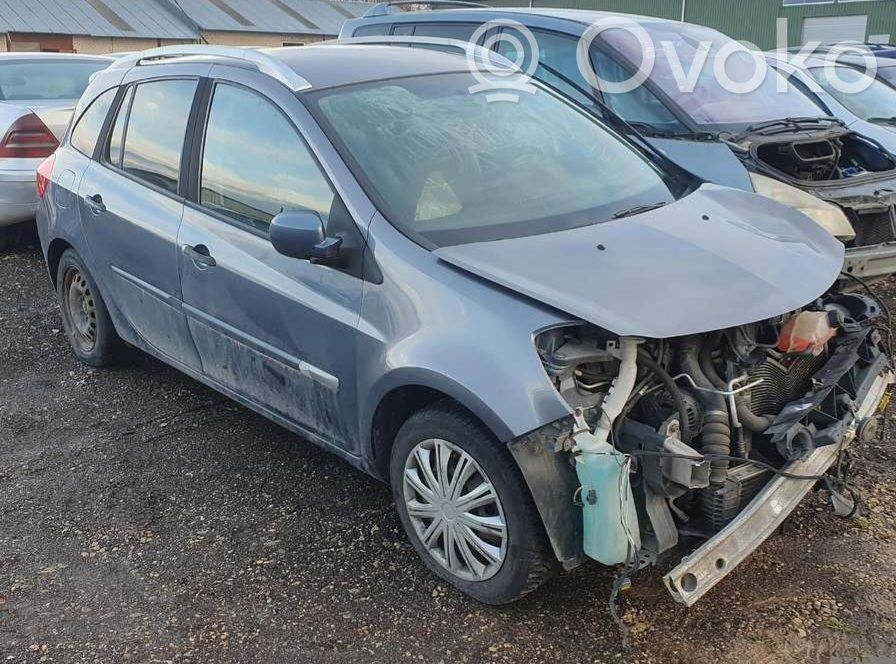 Clio III Clio  8200225839