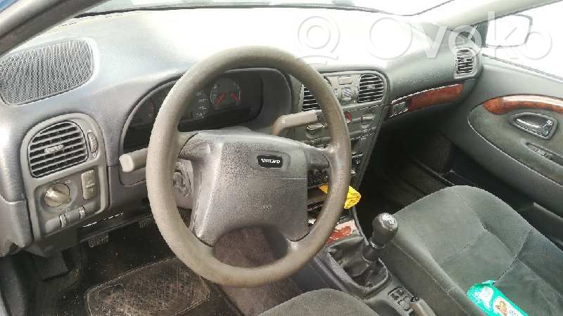 S40, V40 S40, V40