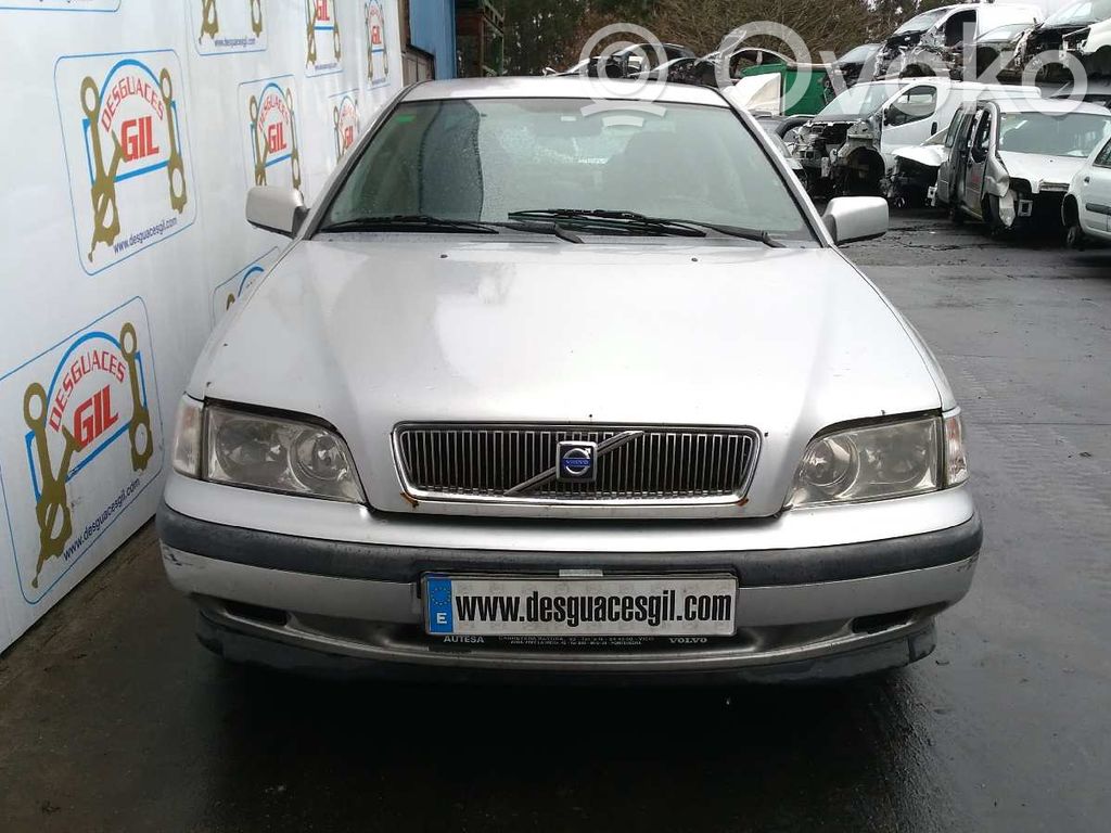 S40, V40 S40, V40