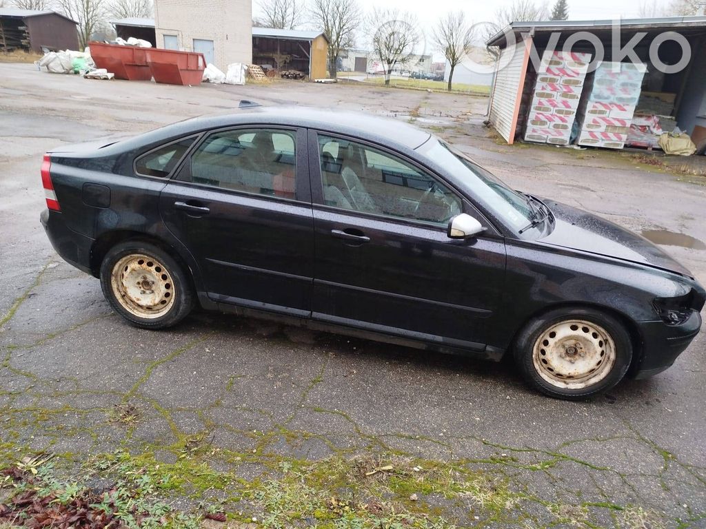 S40 S40, V40  349249L