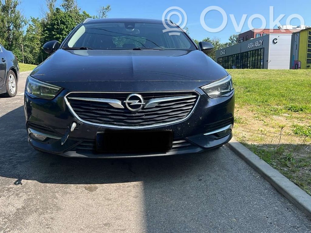 Insignia B Insignia  55579019