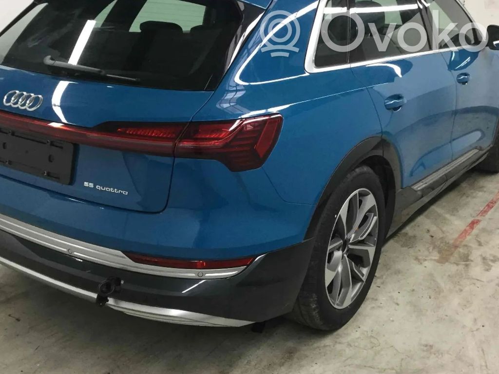 e-tron e-tron  4KE501203B
