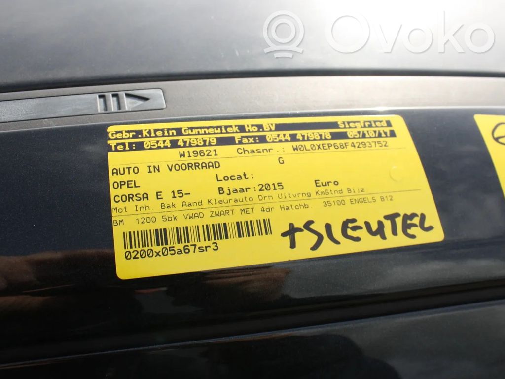 Corsa E Corsa  13585666
