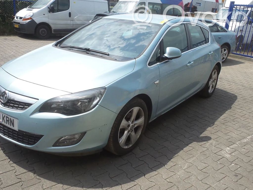 Astra J Astra  6202103