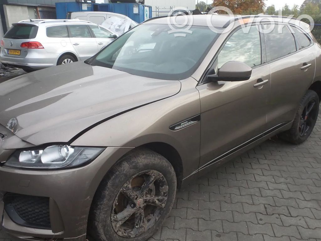 F-Pace F-Pace  HK836A003FC