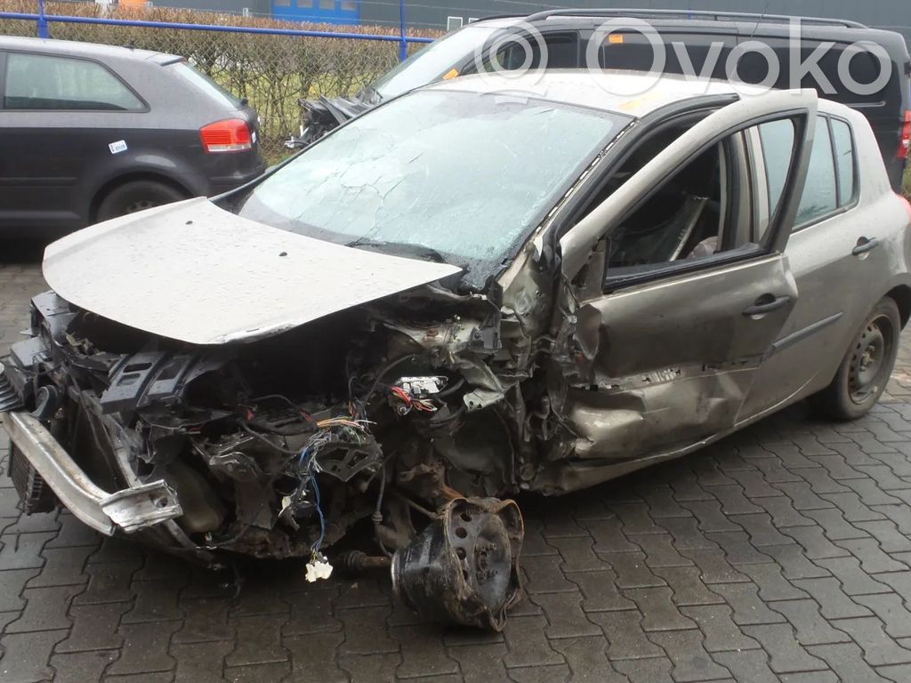 Clio III Clio  0265232077