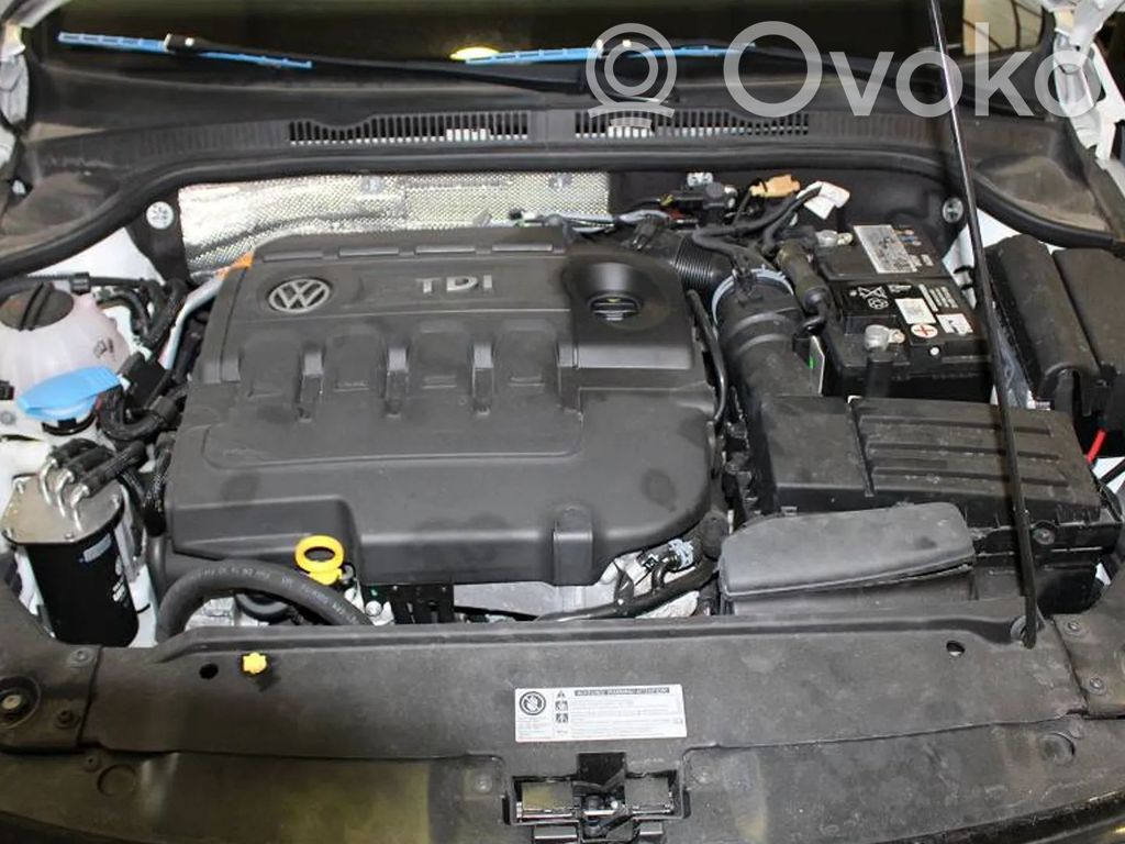 Jetta VI Jetta  04L100033HX