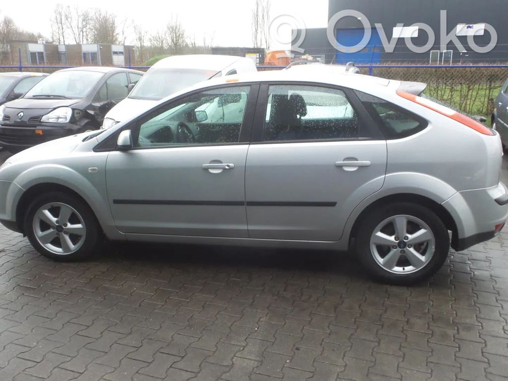 Focus Focus  4M5T11000KB