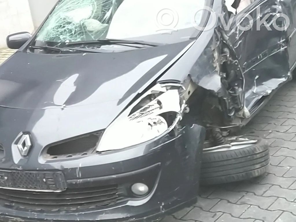 Clio III Clio  7700274189