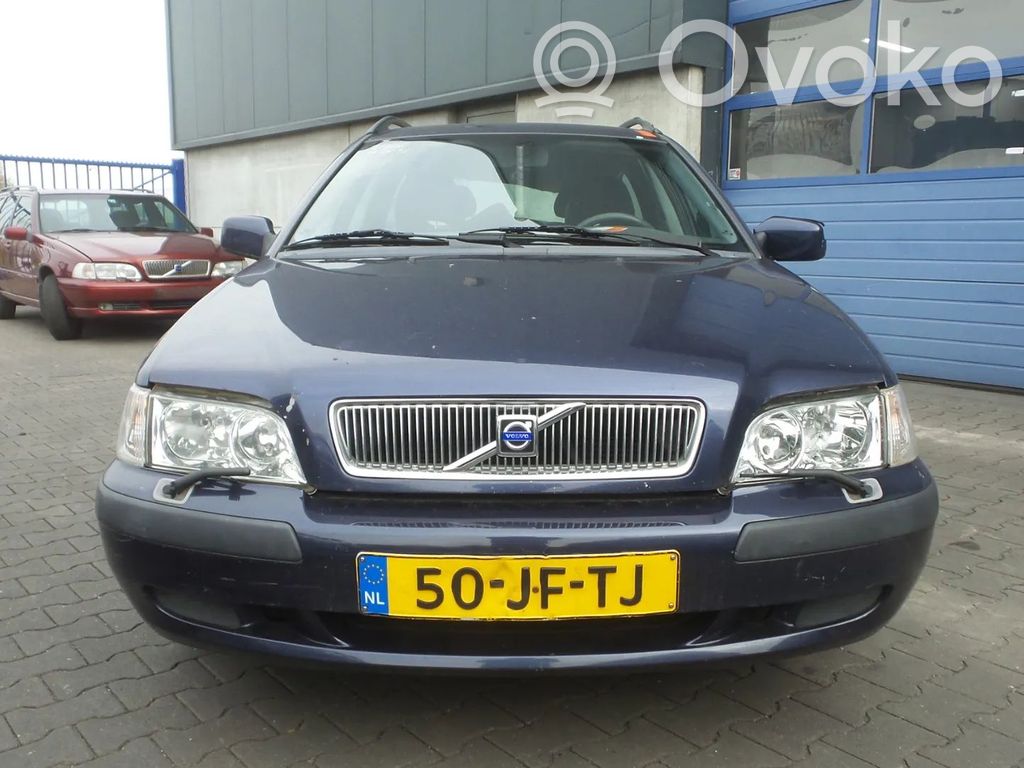 S40, V40 S40, V40  P30614366