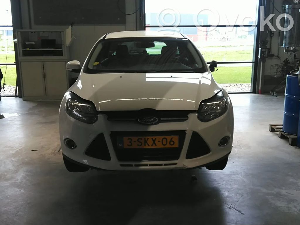 Focus Focus  AV6N19G481AM