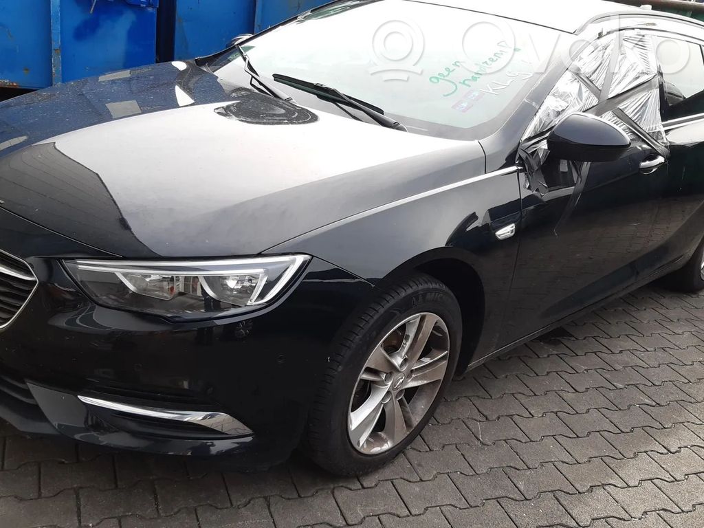 Insignia B Insignia  84315513