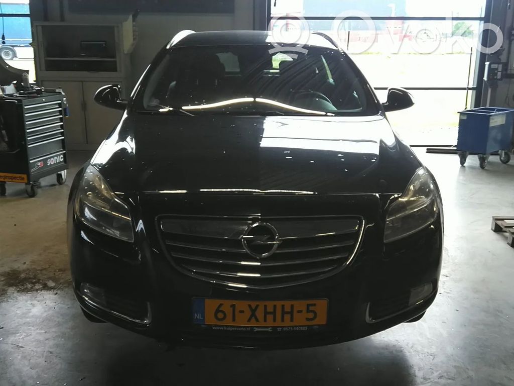 Insignia A Insignia  12648670