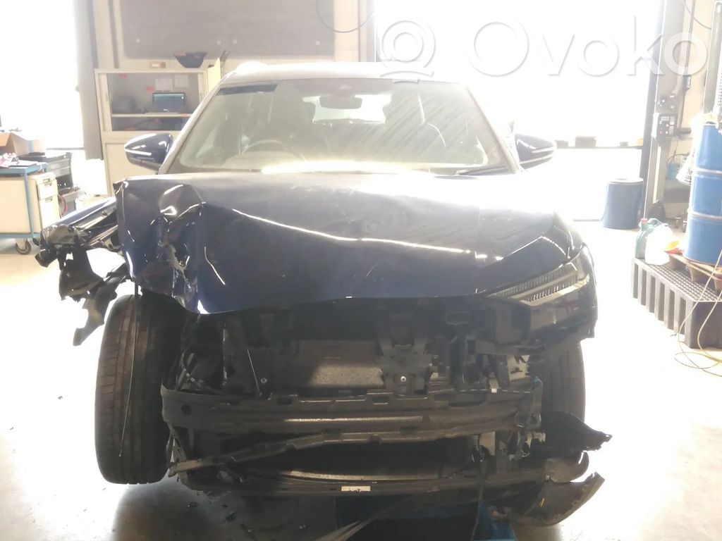Q4 Sportback e-tron Q4 e-tron  14A035284A