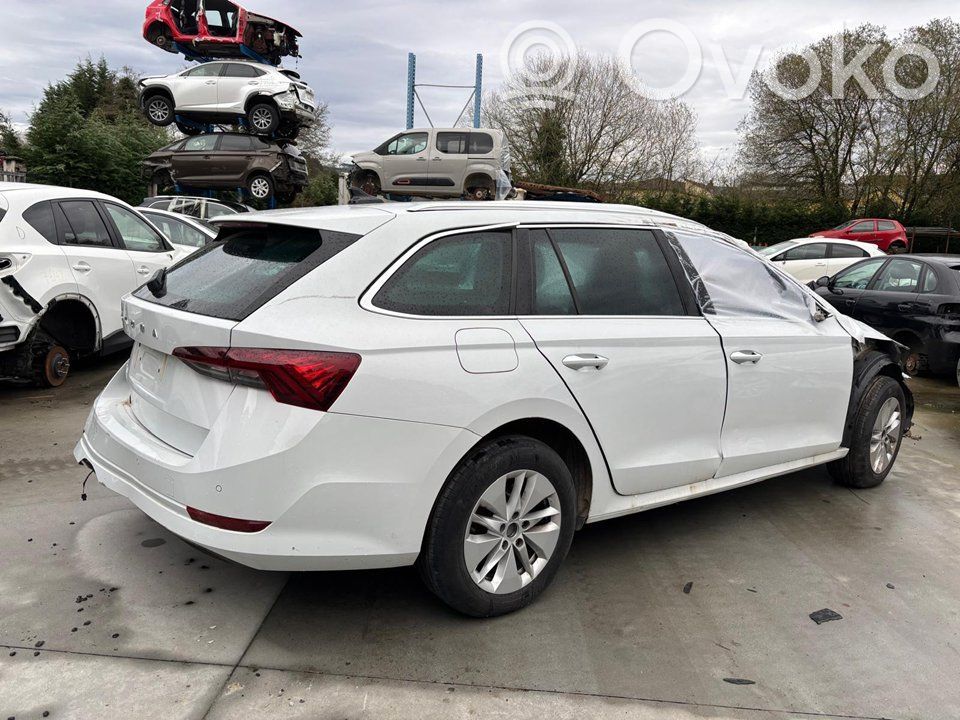 Octavia Mk4 Octavia  5E3805588A