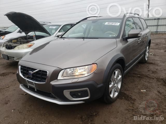 XC70 XC70  8676498