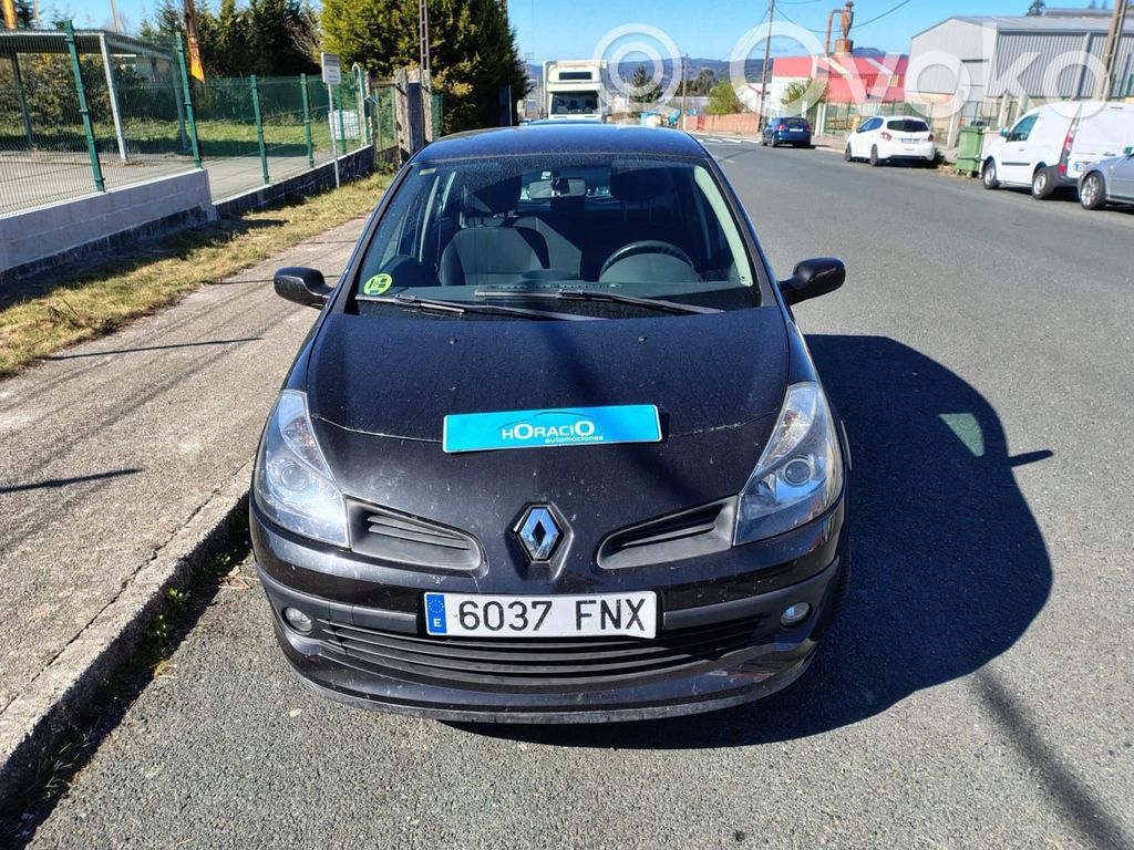Clio III Clio  8200660033