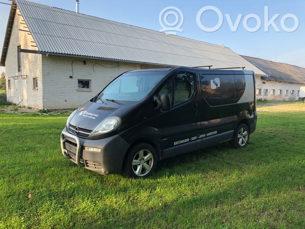 Vivaro Vivaro  8200485615