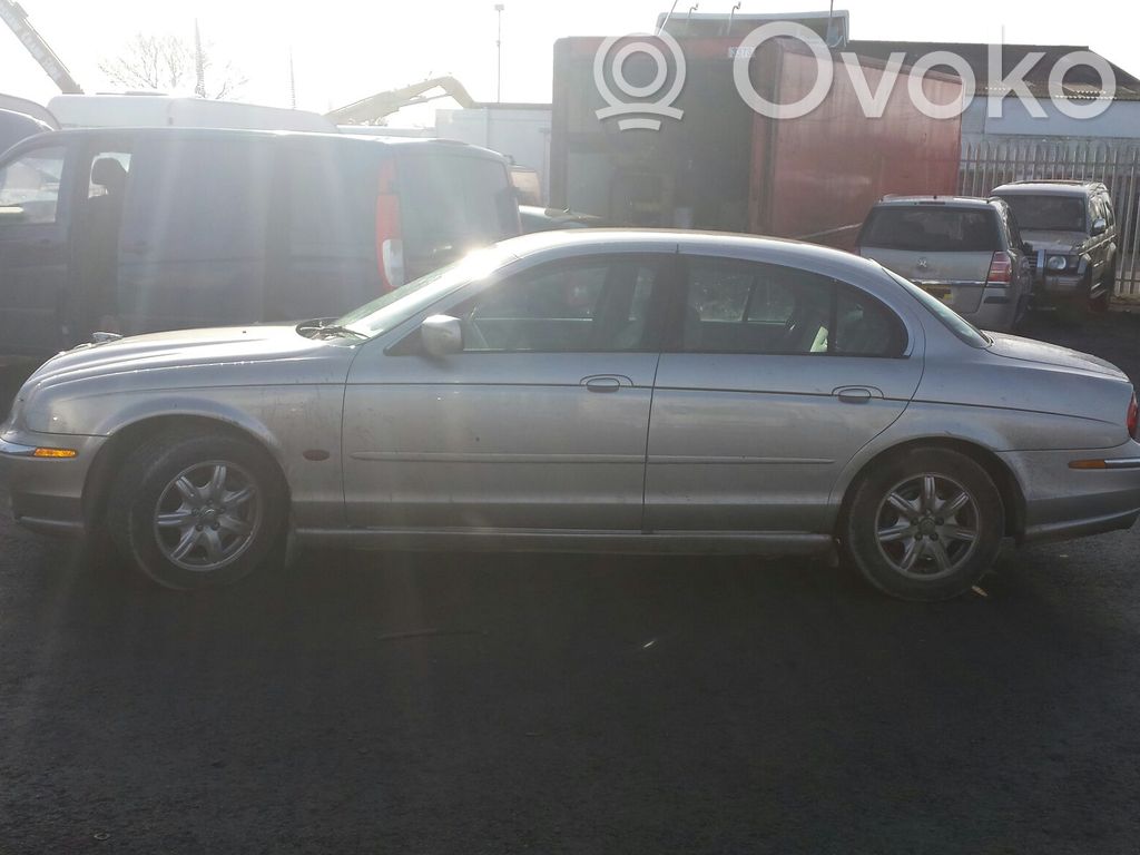 S-Type S-Type  XR839F836BB