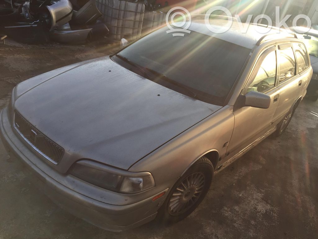 S40, V40 S40, V40