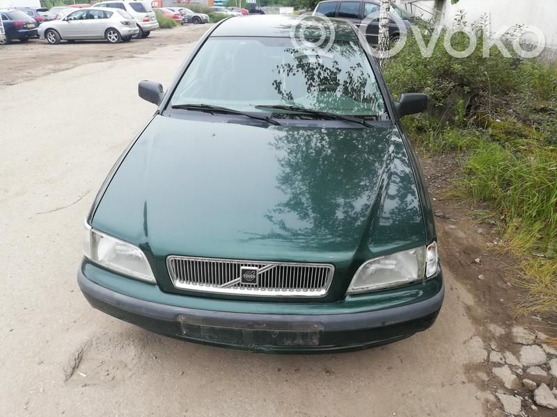 S40, V40 S40, V40
