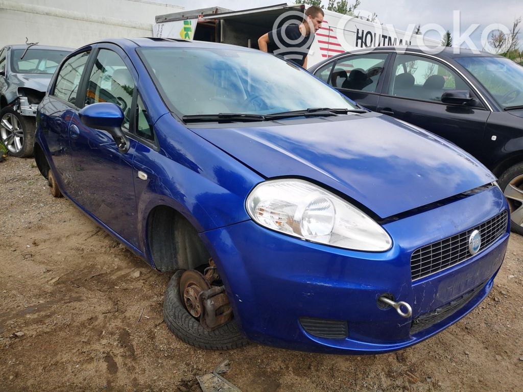 Grande Punto Grande Punto  CB700440XXE