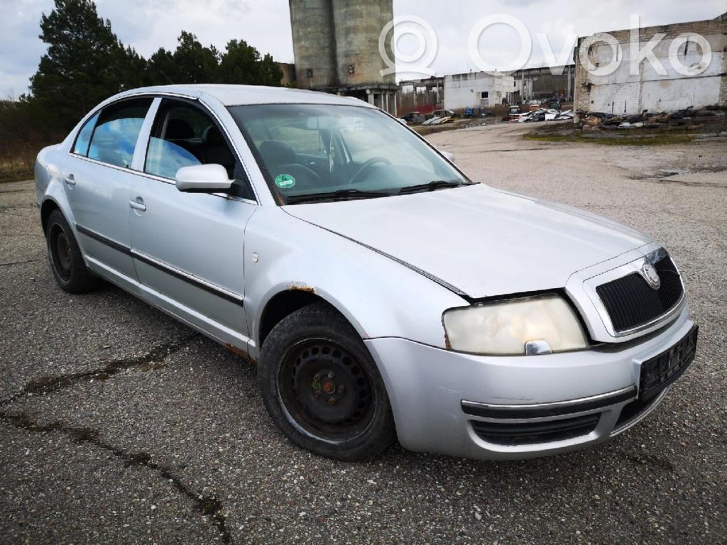 Superb B5 (3U) Superb