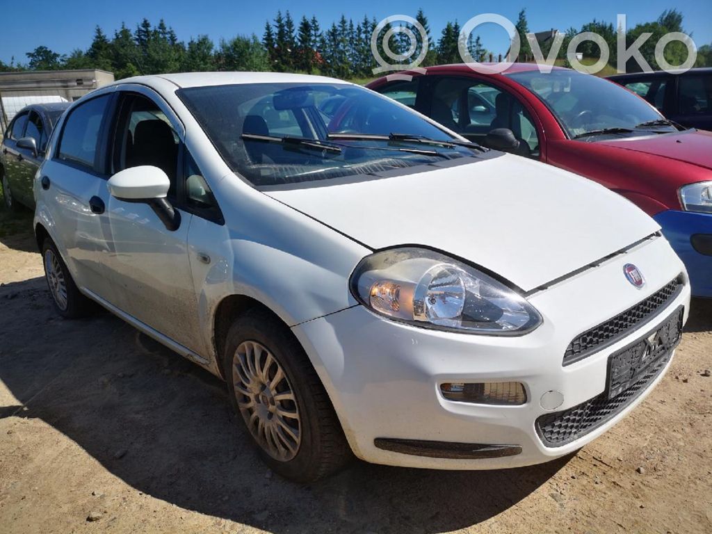 Punto (199) Punto  620182100A