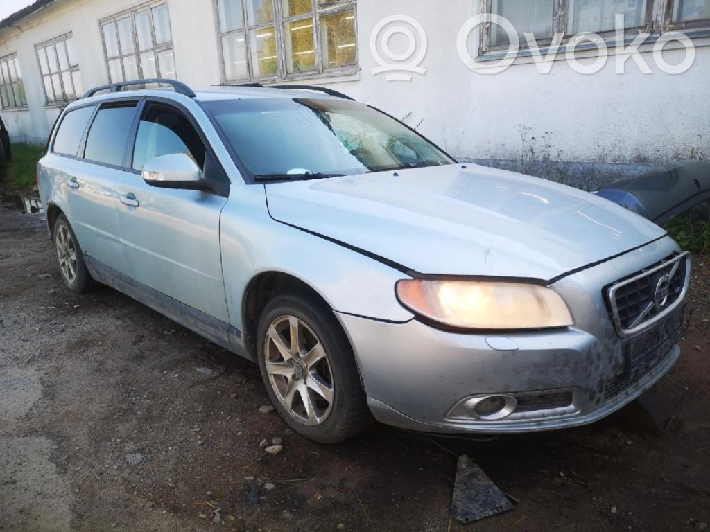 V70 S70, V70, V70 XC  7823