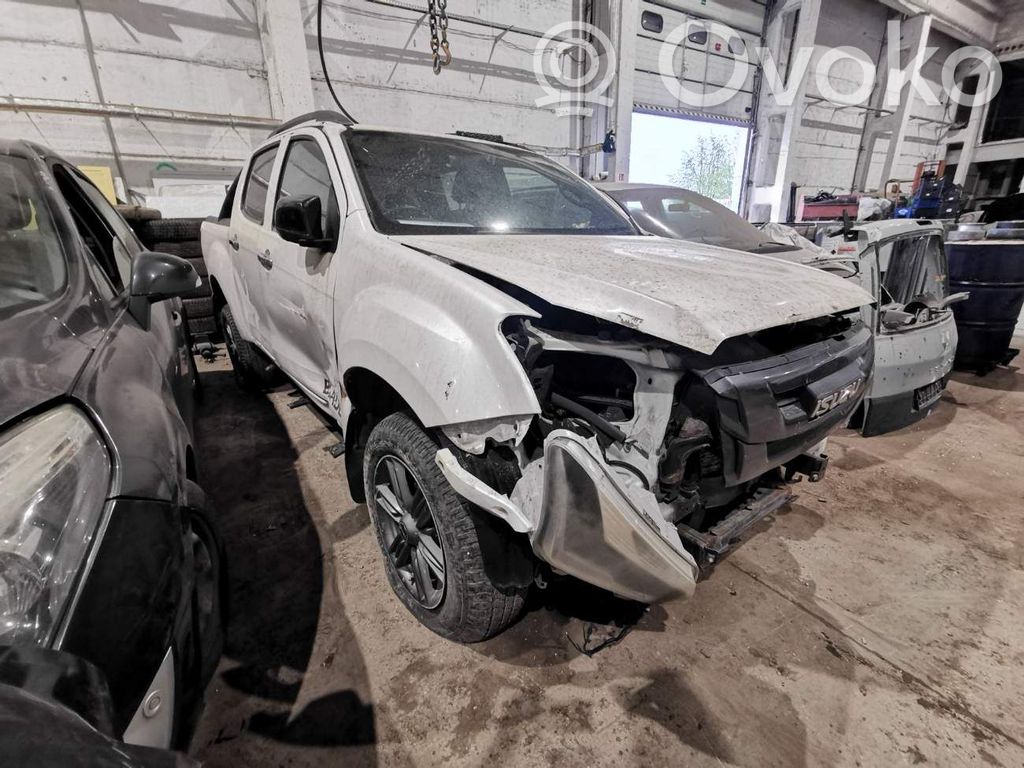 D-Max D-Max  8983278510