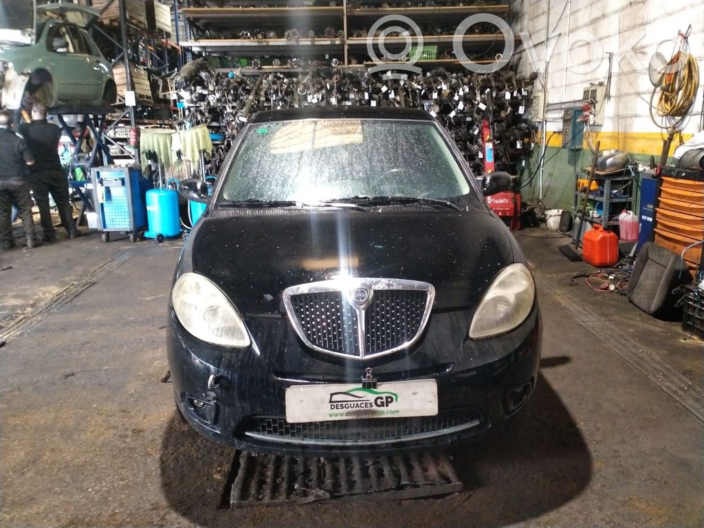 Ypsilon Ypsilon  0000077362485
